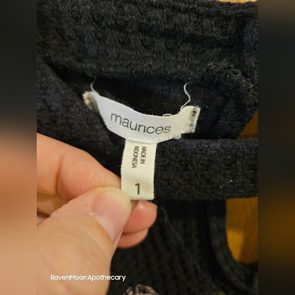 Womens Flower Top - Picture 2 of 8